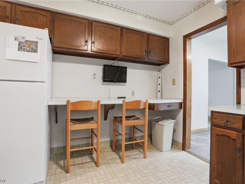 5912 Woodward Drive , Akron, OH 44319 Photo 12