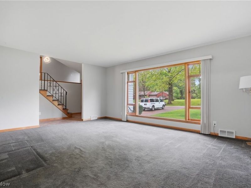 5912 Woodward Drive , Akron, OH 44319 Photo 8