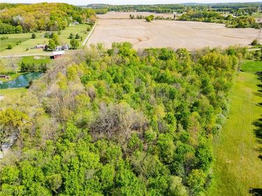 11154 Shetler Avenue SW, Unit 1, Bolivar, OH 44612