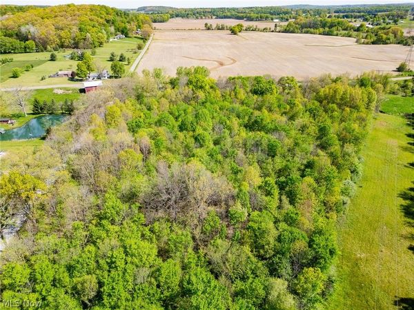 11154 Shetler Avenue SW, Unit 1, Bolivar, OH 44612