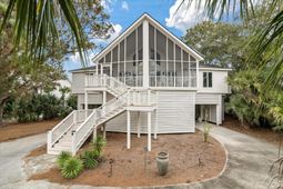 3634 Pompano Court photo 4