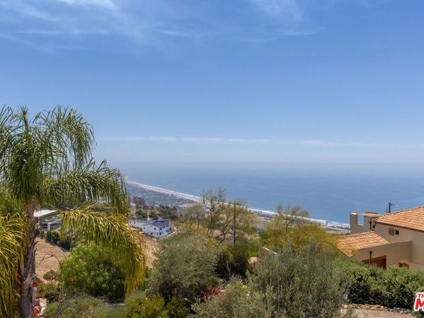 5828 Foxview Drive, Unit 1, Malibu, CA 90265