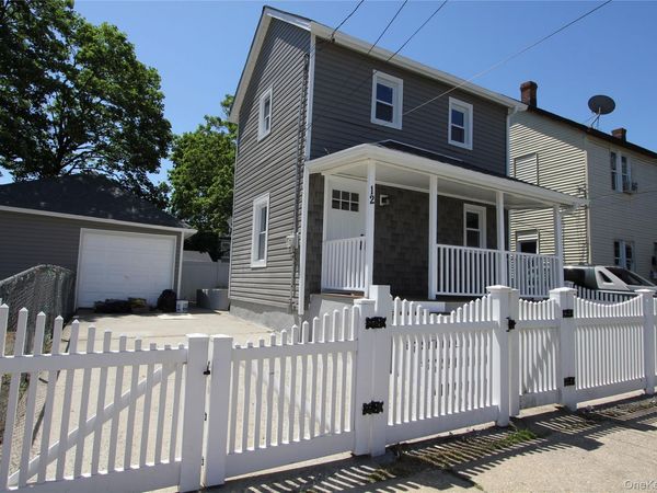 12 Elm , Hempstead, NY 11550