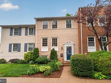 3352 BRECKENRIDGE COURT, ANNANDALE, VA 22003