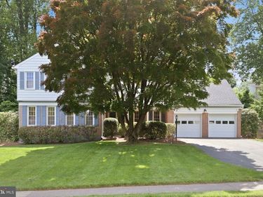 219 APPLE BLOSSOM COURT, VIENNA, VA 22181