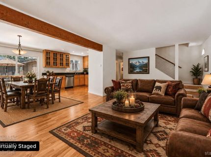 1877 Susquehana Drive, South Lake Tahoe, CA 96150 Photo