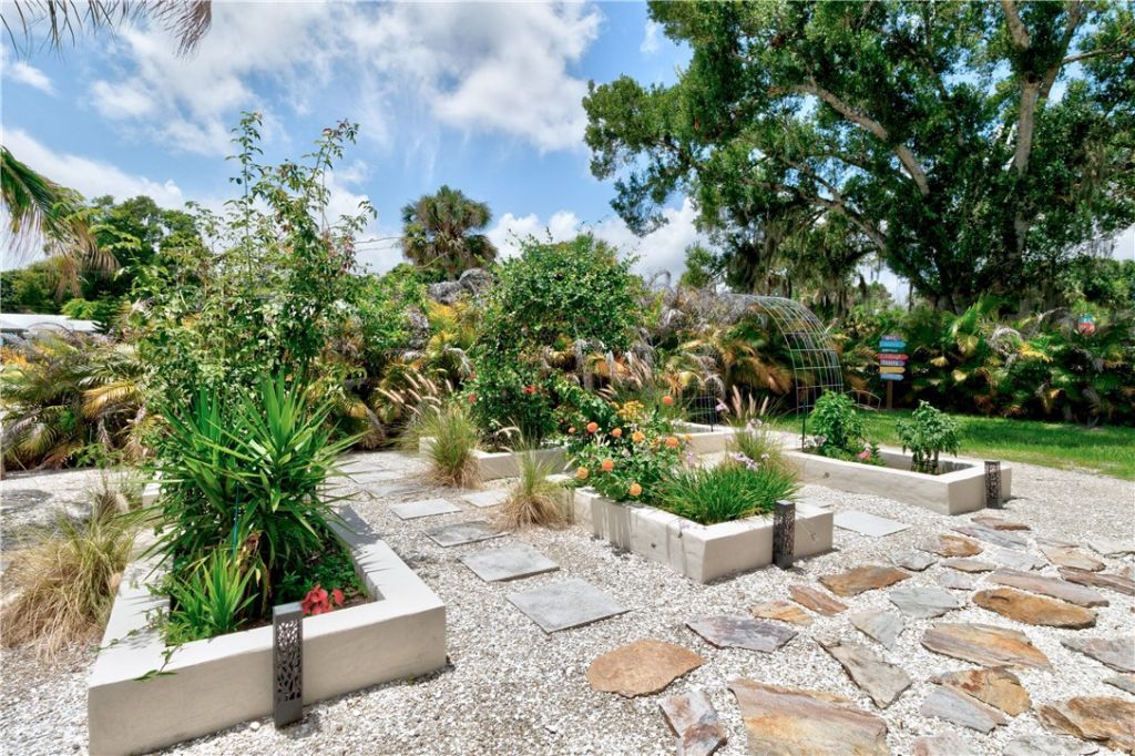 766 41st Avenue, Vero Beach, FL 32968 Photo