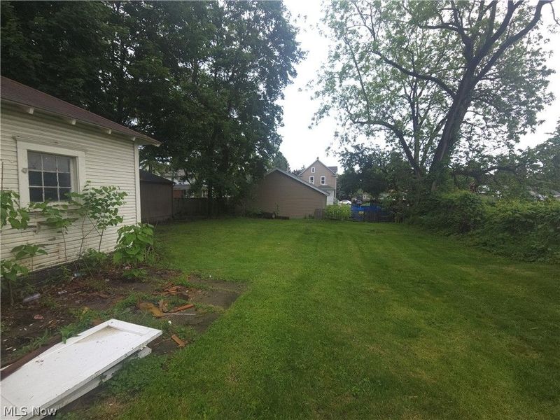 105 W Ely Street , Alliance, OH 44601 Photo 28