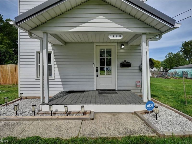 1624 Breiding Road , Akron, OH 44310 Photo 4