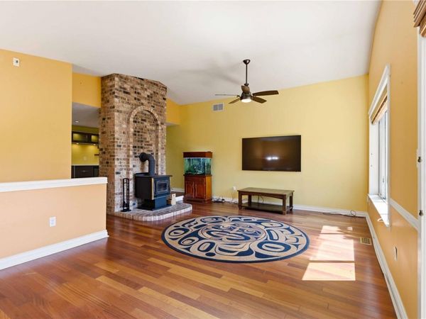 1252 Stancil Lane , View Royal, BC V8Z 1R5