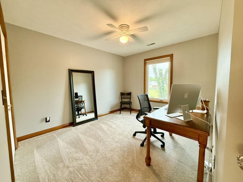 5831 W Ridgewood Road, Springfield, OH 45502 Photo 36