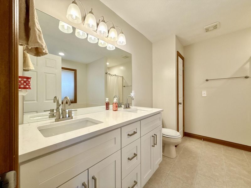 5831 W Ridgewood Road, Springfield, OH 45502 Photo 55