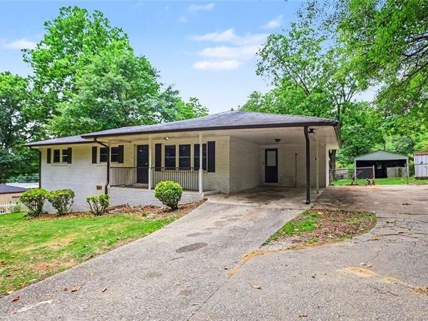 1215 Burnt Hickory Road, Douglasville, GA 30134
