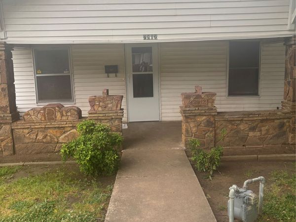 2812 W 37th Place , Tulsa, OK 74107