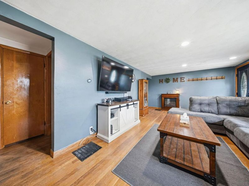 248 Crowley Drive , Roseville, OH 43777 Photo 8