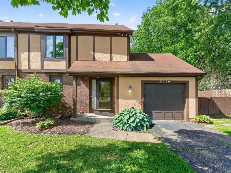 3770 Pendlestone Drive, Columbus, OH 43230 Photo 3