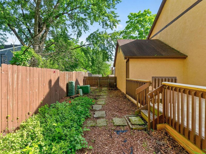 3770 Pendlestone Drive, Columbus, OH 43230 Photo 9