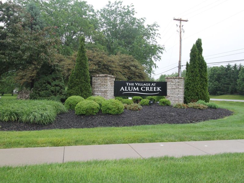 2201 Parklawn Drive , Lewis Center, OH 43035 Photo 4