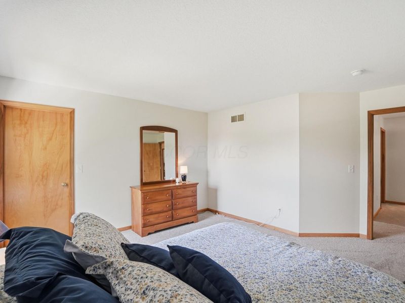 2201 Parklawn Drive , Lewis Center, OH 43035 Photo 59