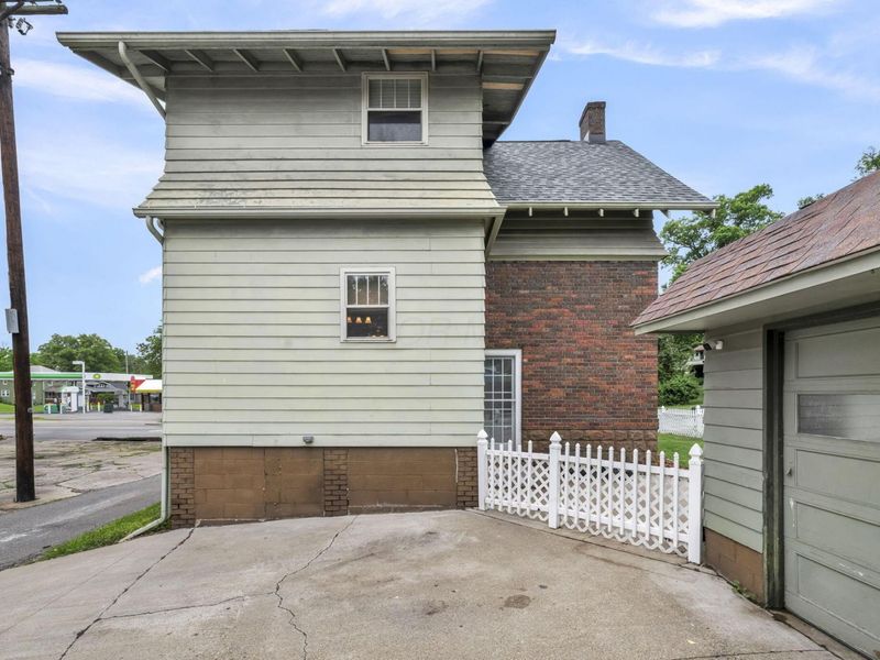 1222 Blue Avenue , Zanesville, OH 43701 Photo 35