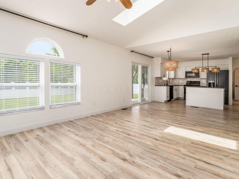 305 Mackenzie Drive, Pickerington, OH 43147 Photo 17