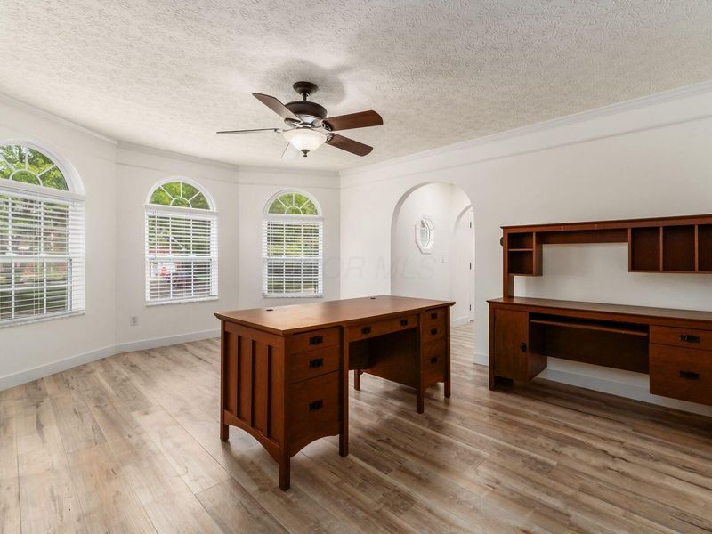 305 Mackenzie Drive, Pickerington, OH 43147 Photo 9