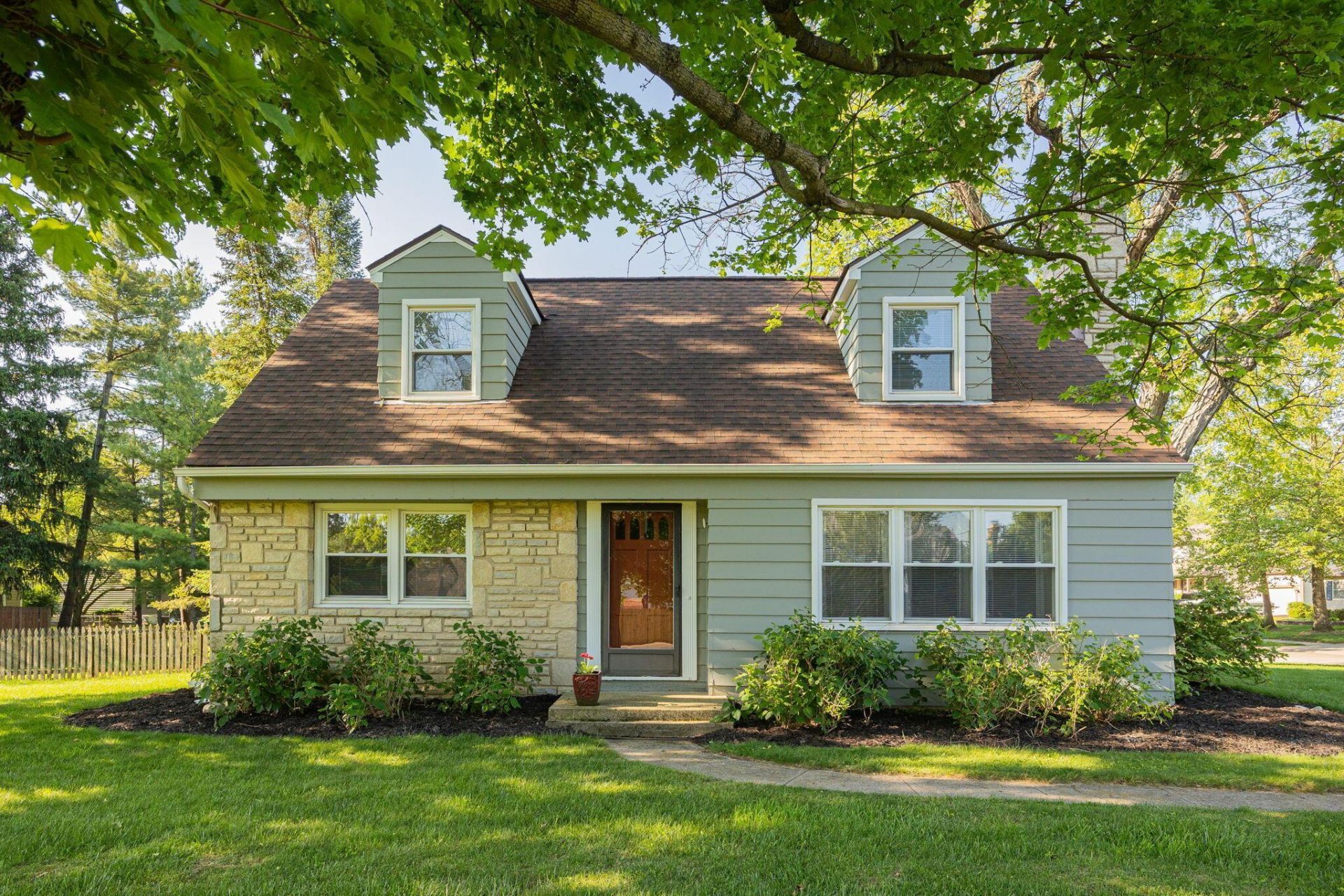 2701 Snouffer Road , Columbus, OH 43235 Main Photo