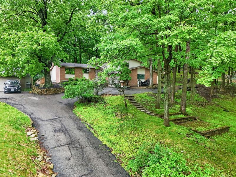 1578 Stonewall Drive , Newark, OH 43055 Photo 2