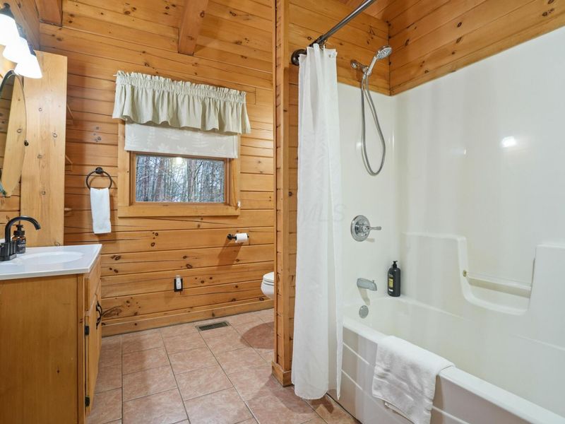 19101 Wagner Road , Laurelville, OH 43135 Photo 21