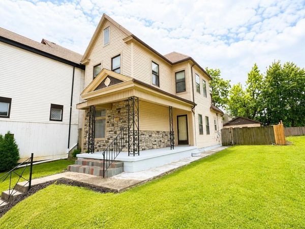 2219 W Broad Street , Columbus, OH 43223