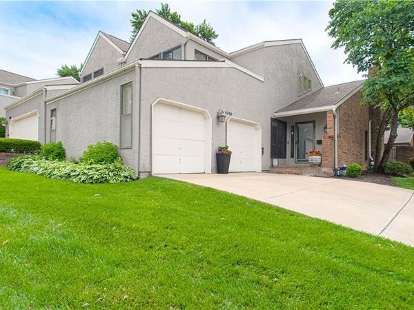 6243 Rosewood Court, Mission, KS 66205