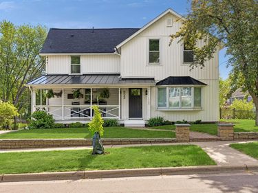 823 5th Street S, Stillwater, MN 55082