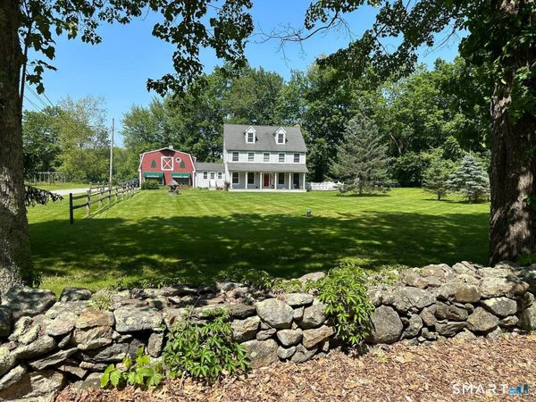 128 Center , Easton, CT 06612