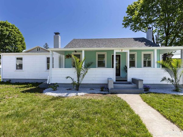 301 Hartford, Old Lyme, CT 06371