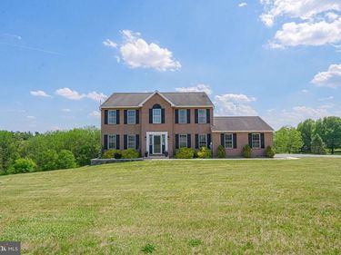 385 FARMINGTON ROAD, BREINIGSVILLE, PA 18031