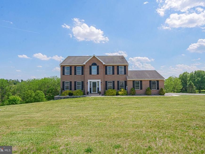 385 Farmington Road, Breinigsville, PA 18031 Main Photo