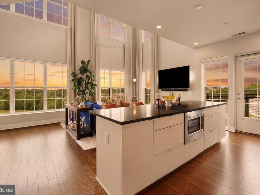 502 Diamondback Drive, Unit 404, Gaithersburg, MD 20878 Main Photo