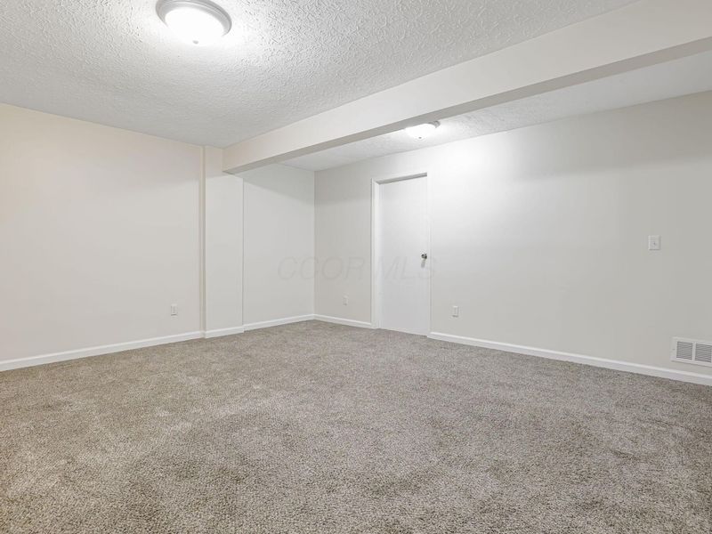 5045 Marden Court , Columbus, OH 43230 Photo 26