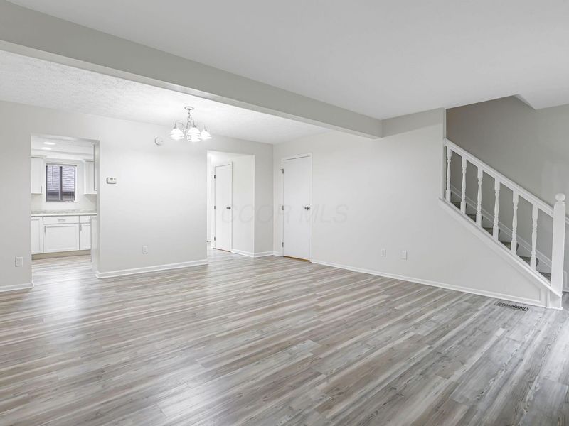 5045 Marden Court , Columbus, OH 43230 Photo 8