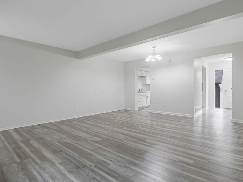 5045 Marden Court , Columbus, OH 43230 Photo 9