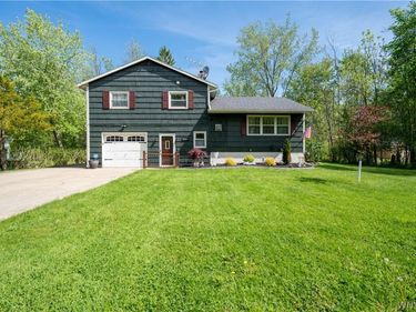 594 Herr Road , Angola, NY 14006
