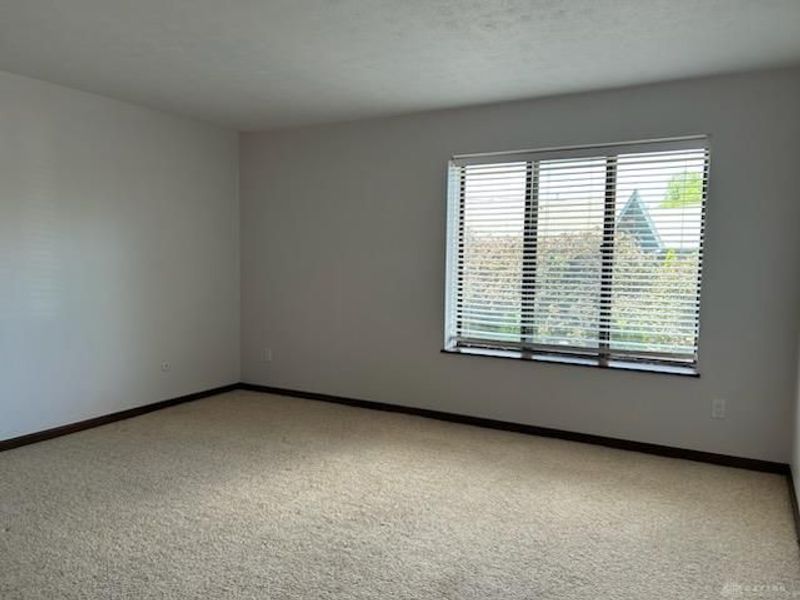 1936 Washington West Drive, Washington Township, OH 45458 Photo 6