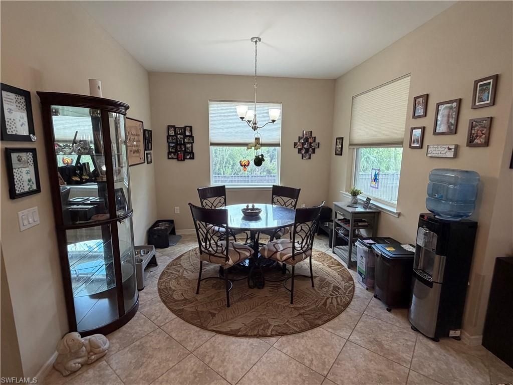 3115 Amadora Cir, Cape Coral, FL 33909 Photo