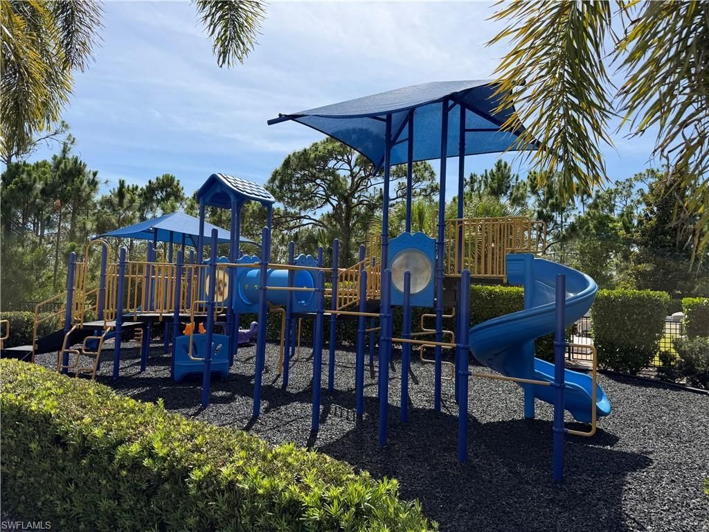 3115 Amadora Cir, Cape Coral, FL 33909 Photo