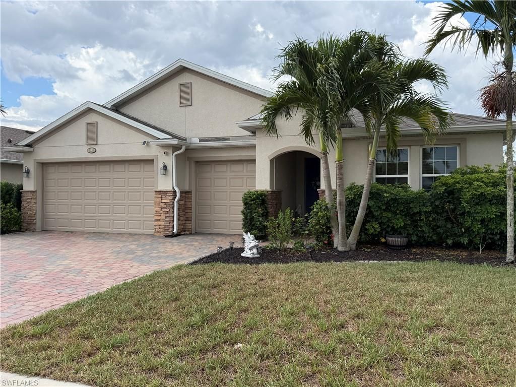 3115 Amadora Cir, Cape Coral, FL 33909 Photo