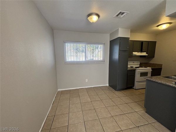 2504 E Mesquite Avenue , Las Vegas, NV 89101