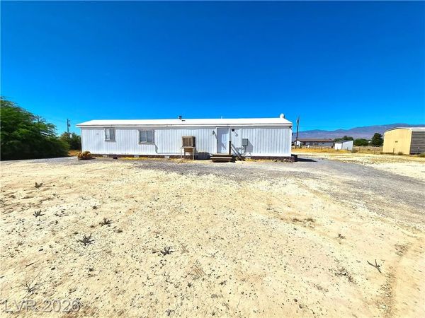 950 Black Street , Pahrump, NV 89060