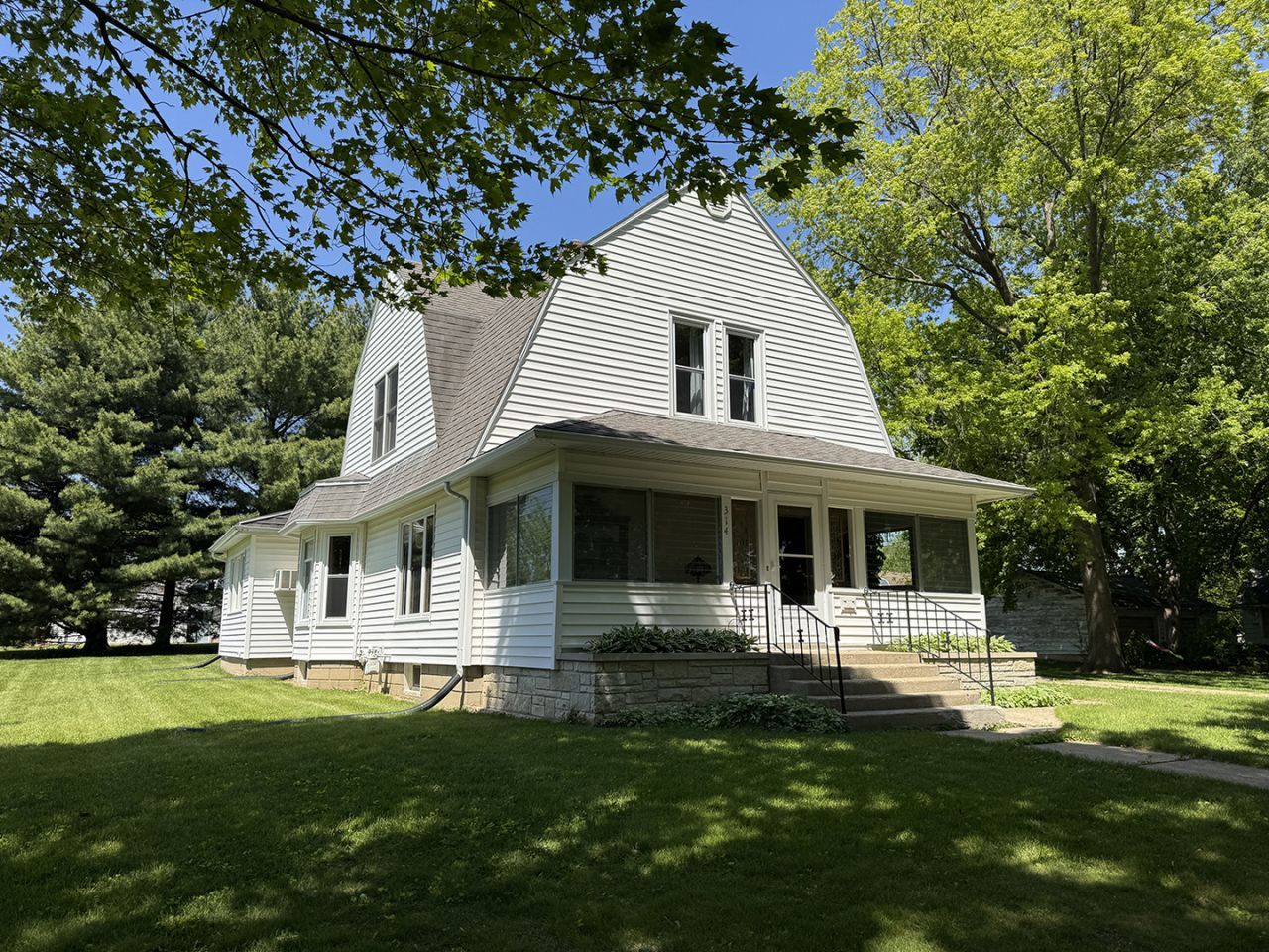 314 Plummer Avenue, Chadwick, IL 61014 Main Photo
