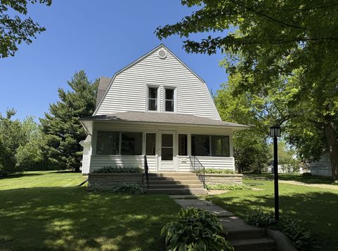 Main Photo