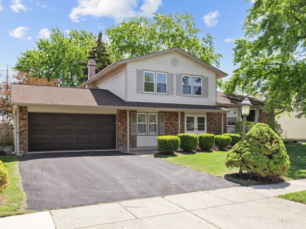 1477 William Clifford Lane , Elk Grove Village, IL 60007